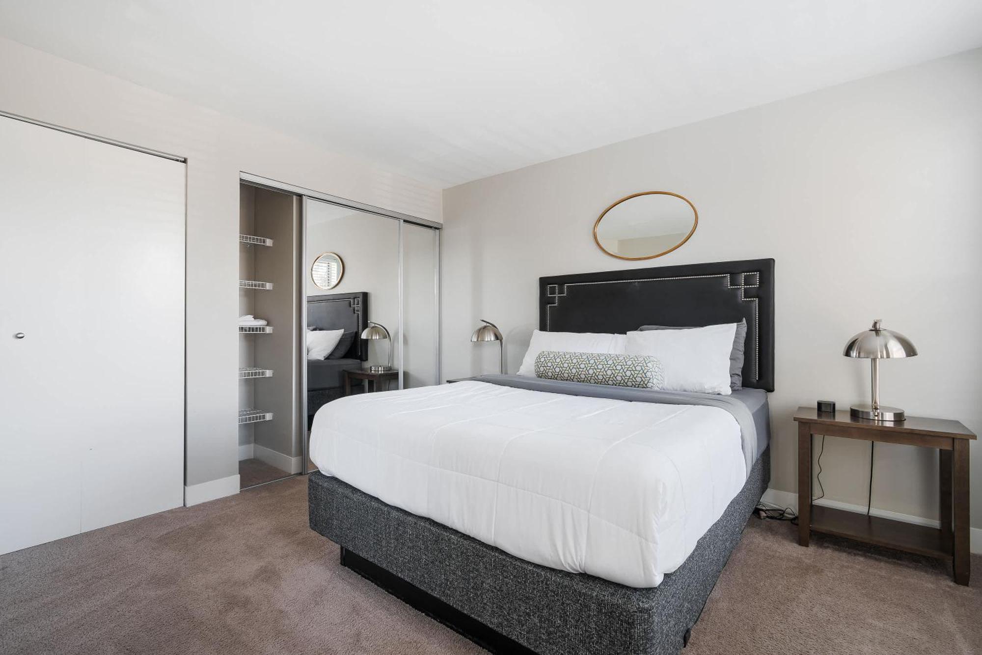 Modern Mass Ave 1Br Apartment With Kitchen Indianapolis Extérieur photo