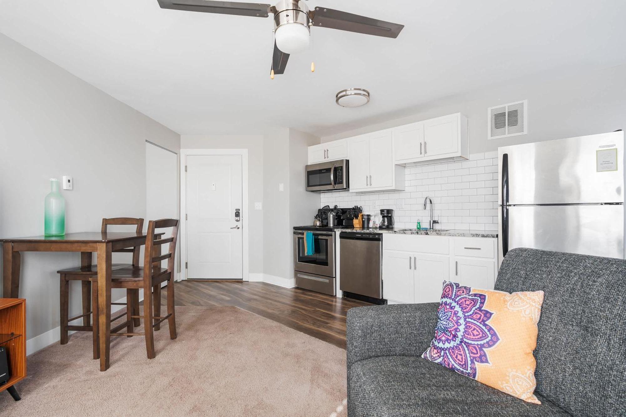 Modern Mass Ave 1Br Apartment With Kitchen Indianapolis Extérieur photo
